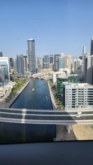 Apartment Jbr-yet Easy To Get Here By Car Dubai
